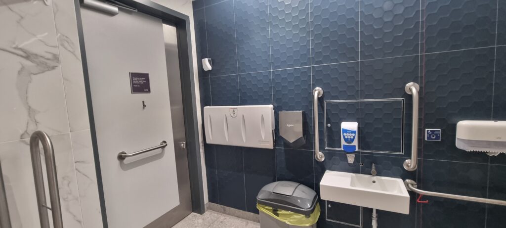 Dublin Airport lounge review