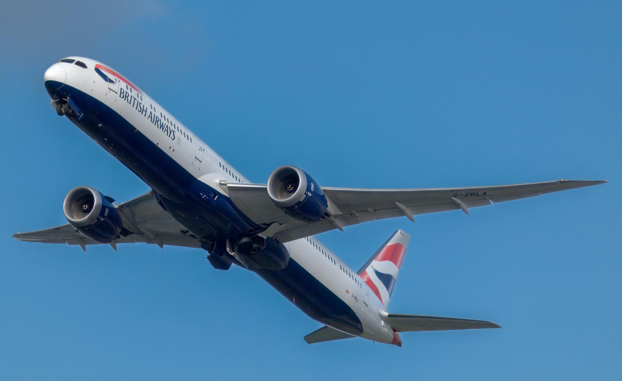 IAG Orders 53 Wide-Bodies in Long-Haul Power Play